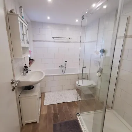 Und Guertler 公寓 韦尔道